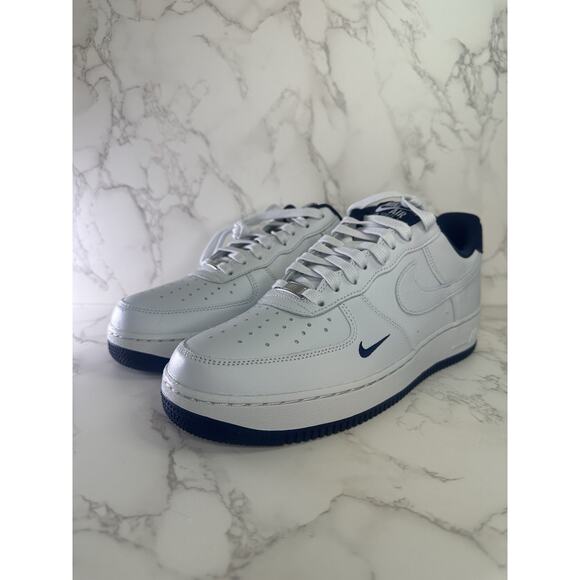 Size 11.5 Men Air Force 1 07 LV8 Mini Swoosh “Photon Dust Obsidian” HM9483-001 - Picture 2 of 6